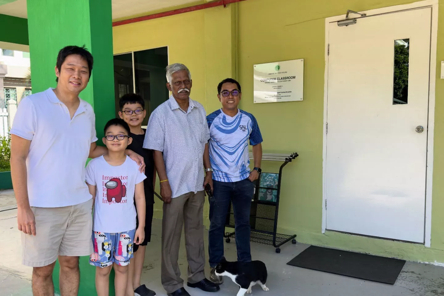 community-16-69292044899e5