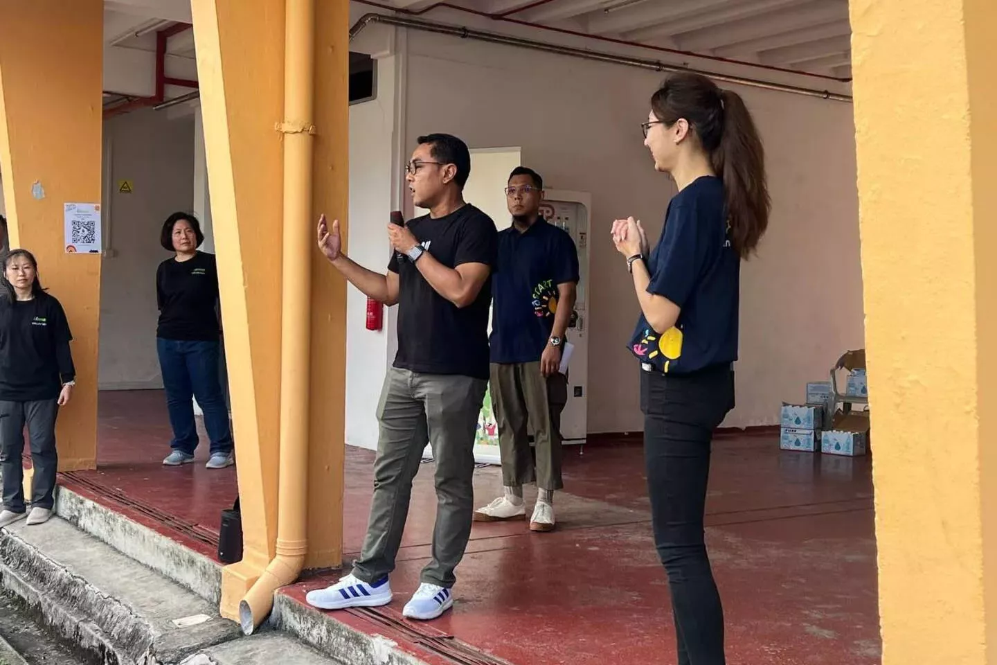 community-3-692557f3560ce