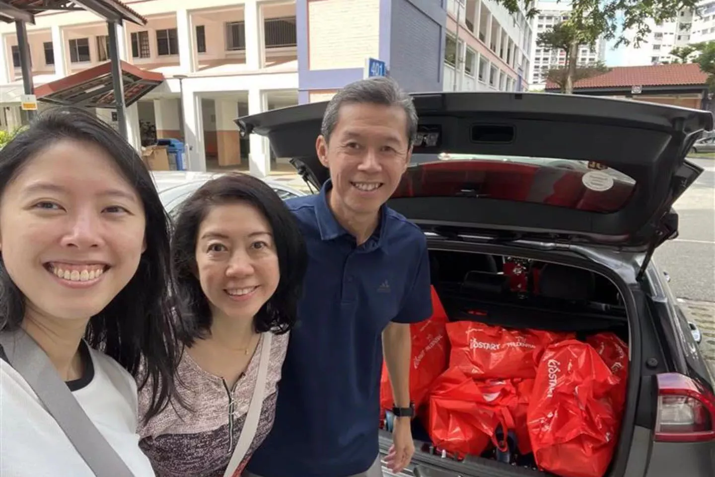 community-5-692557f471f22