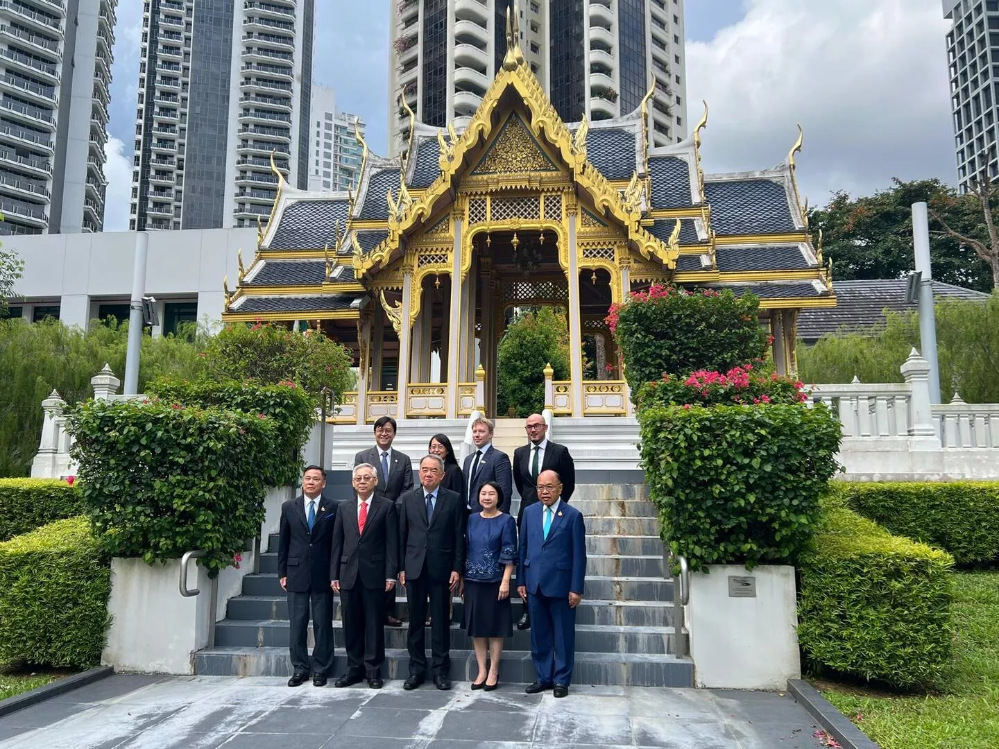 whatsapp-image-2025-11-04-at-164426-4-6909dbd3db821